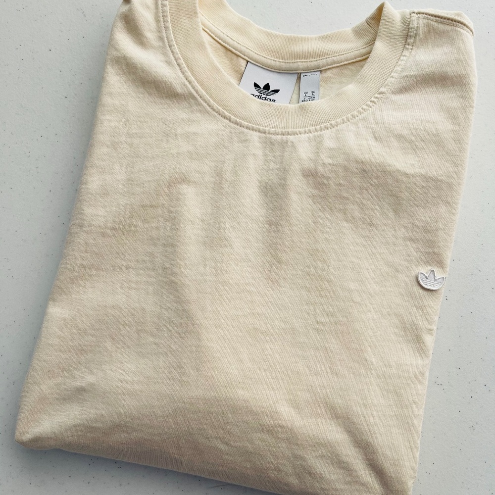 Adidas Embroidered Logo Short Sleeve T-Shirt - L
